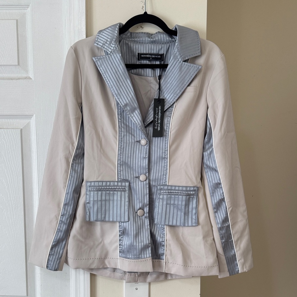 Maniere De Voir jacket